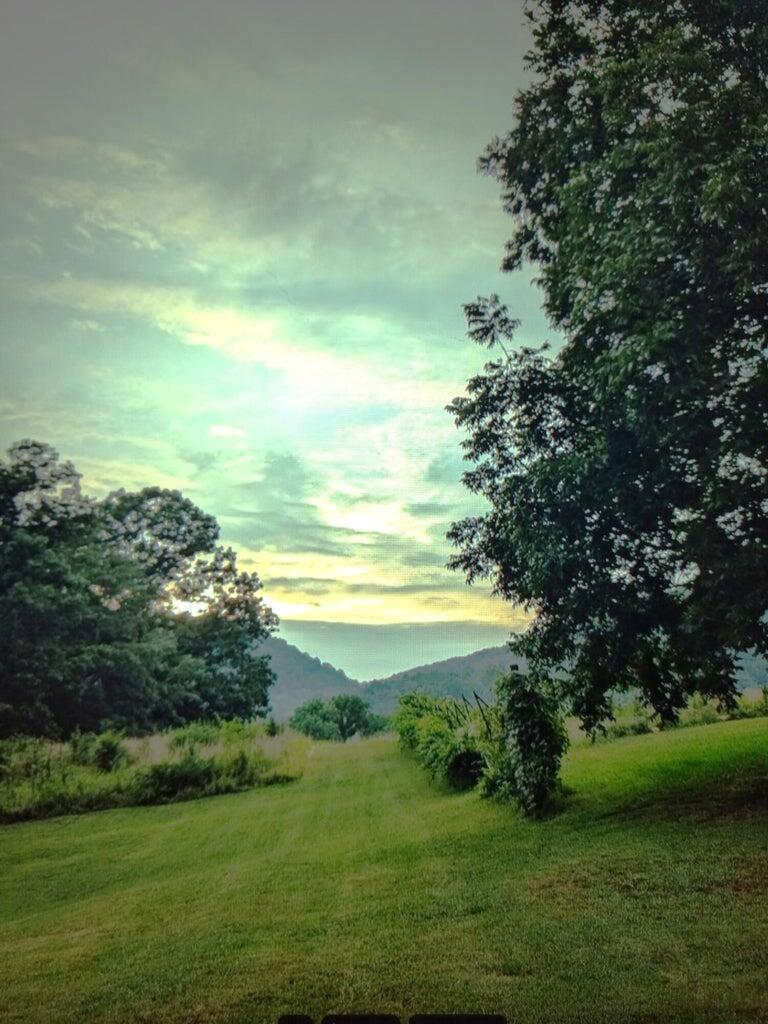525-527 Shady Grove Road, Sequatchie, Tennessee image 8