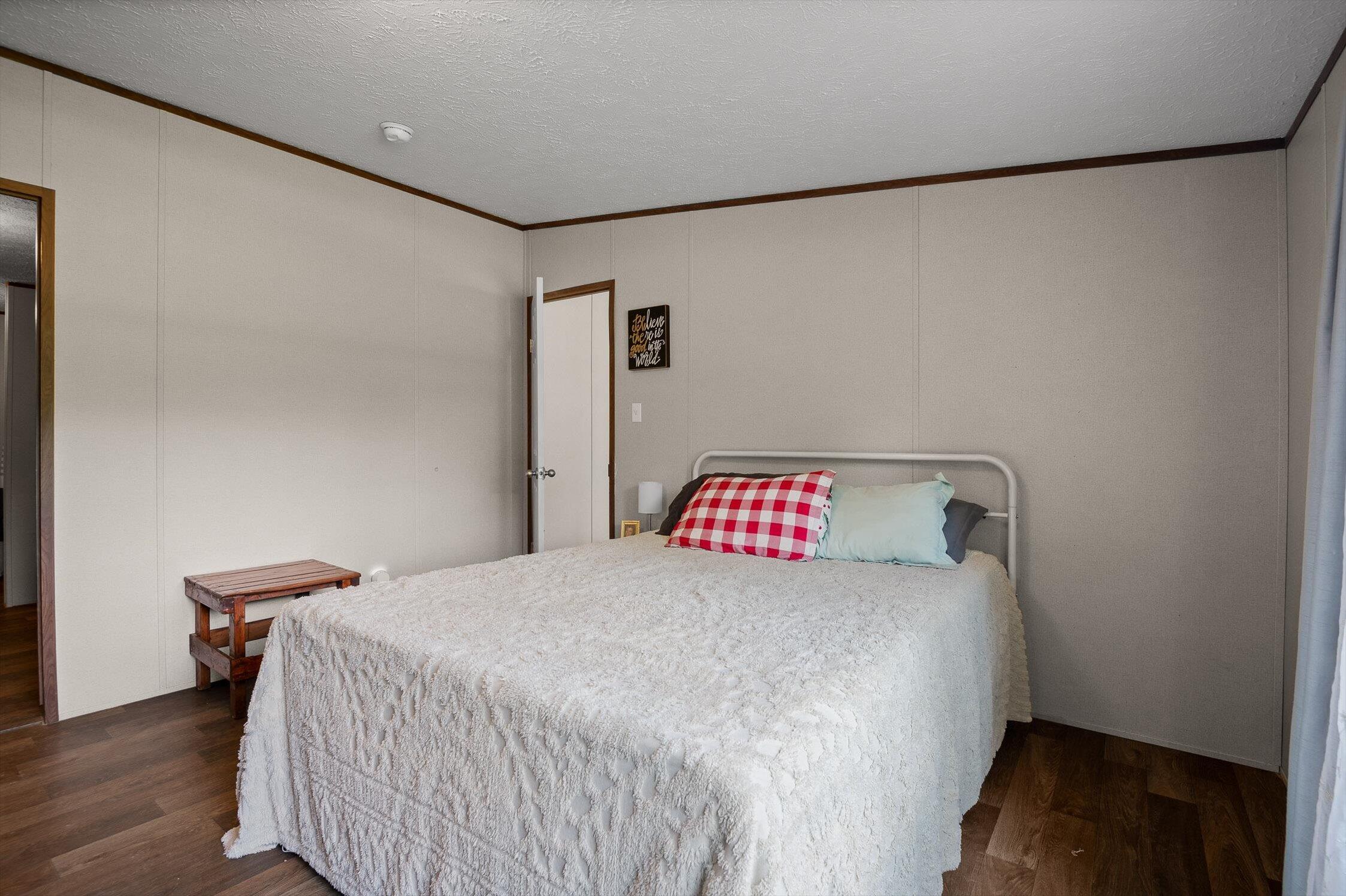 934 Holly Glen Lane, Decatur, Tennessee image 30