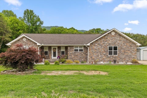Homes For Sale - 170 Misty Meadow Drive<br/> South Pittsburg, TN 37380