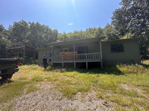 Photo of 91 Lee Edwards Drive, LaFayette, GA 30728 (MLS # 1524355) Photo of 91 Lee Edwards Drive, LaFayette, GA 30728 (MLS # 1524355)