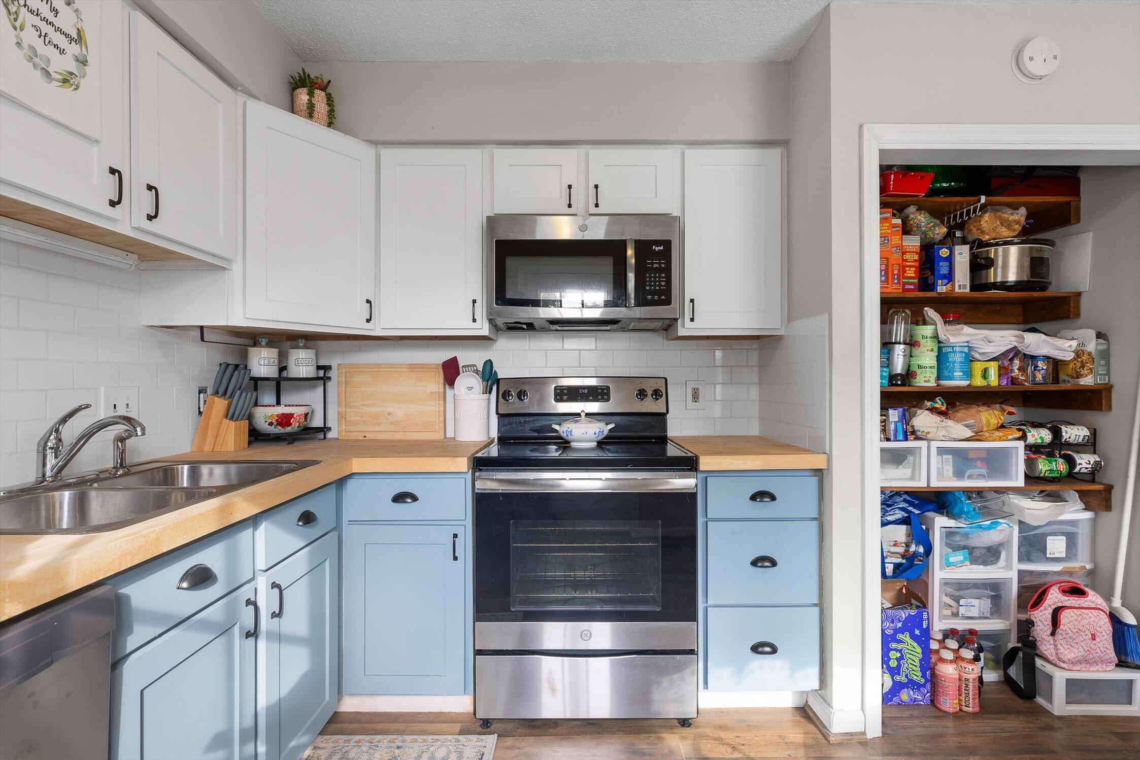 Chickamauga, Georgia 30707, United States, 3 Bedrooms Bedrooms, ,2 BathroomsBathrooms,Residential,Active,213757