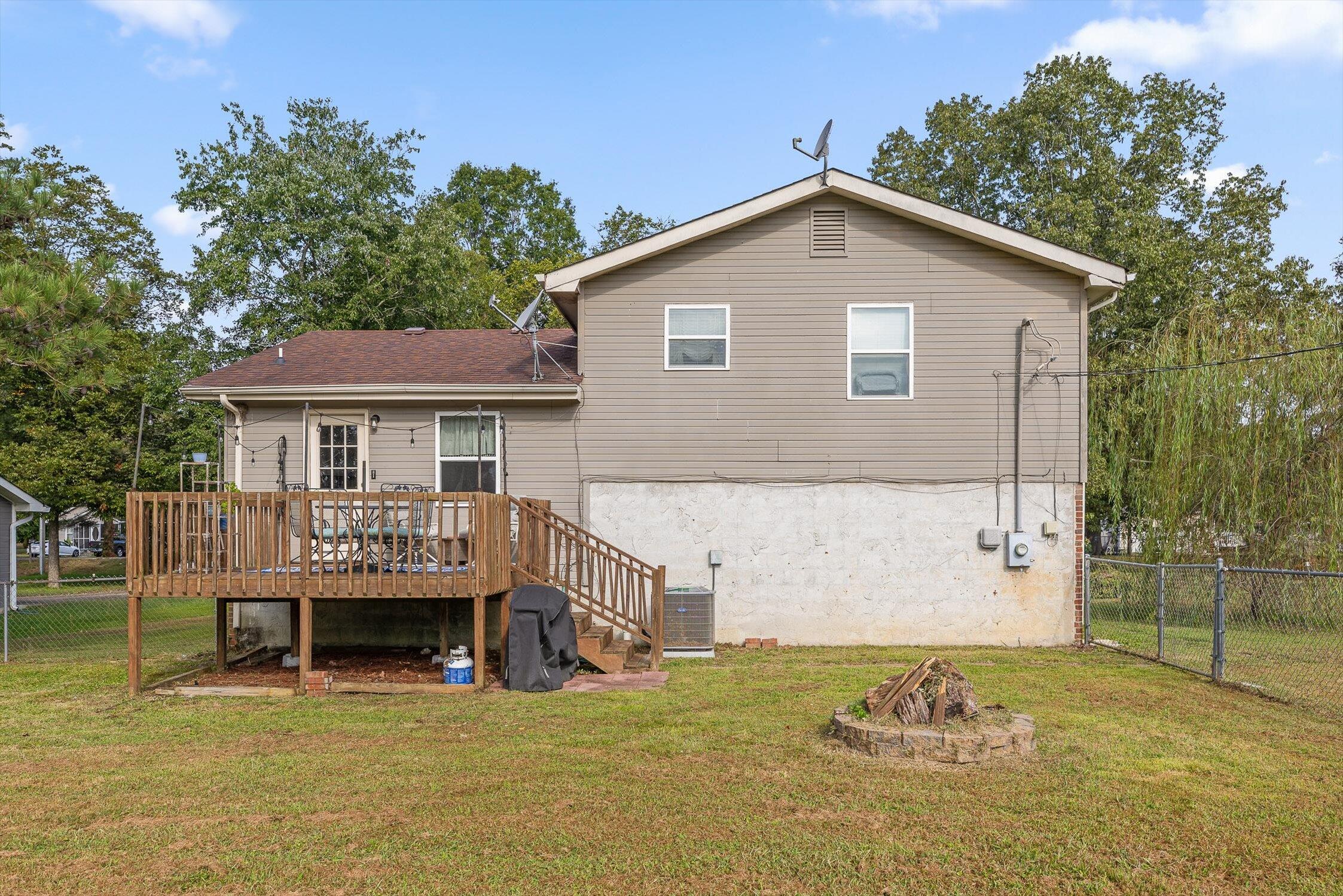 Chickamauga, Georgia 30707, United States, 3 Bedrooms Bedrooms, ,2 BathroomsBathrooms,Residential,Active,213757