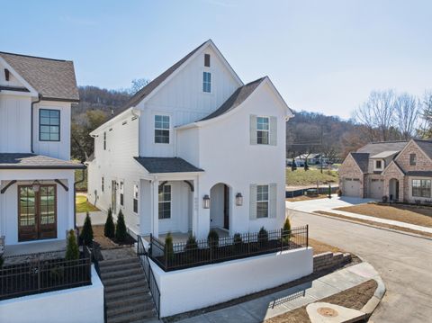 6800 Barnhouse Court Hixson TN 37343