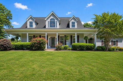 Photo of 38 E Circle Drive, Rossville, GA 30741 (MLS # 1534008)