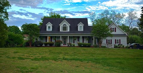 Photo of 38 E Circle Drive, Rossville, GA 30741 (MLS # 1534008)