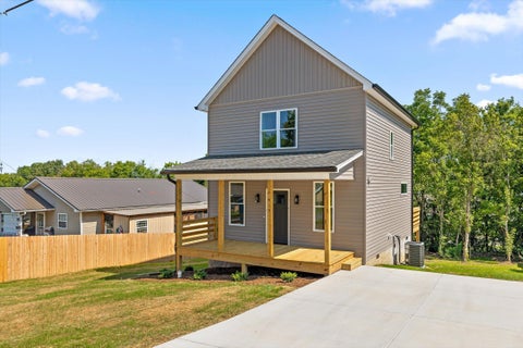 Photo of 913 2nd Street NE, Cleveland, TN 37311 (MLS # 1540236)