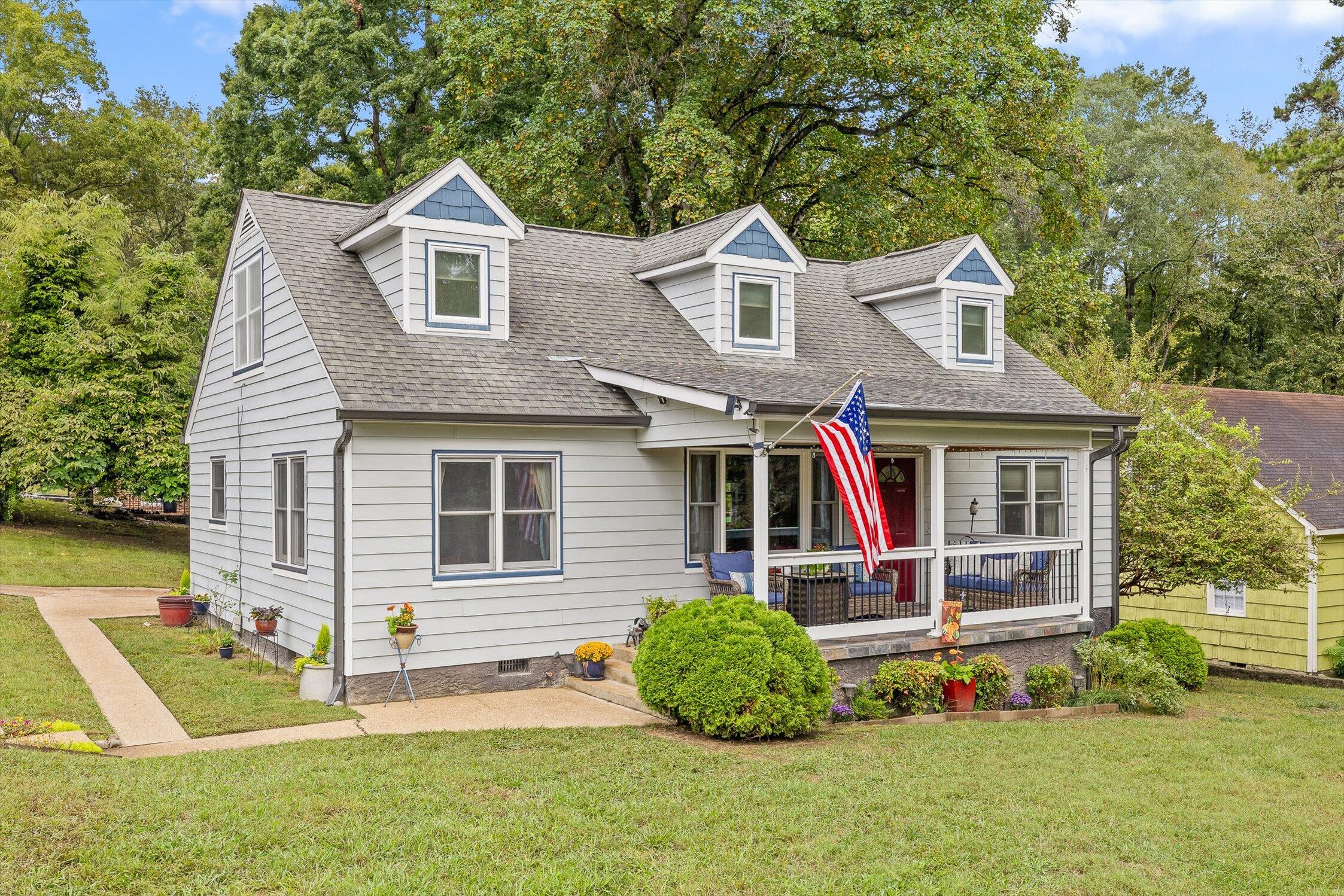 Chattanooga, Tennessee 37411, United States, 4 Bedrooms Bedrooms, ,2 BathroomsBathrooms,Residential,Pending,217696