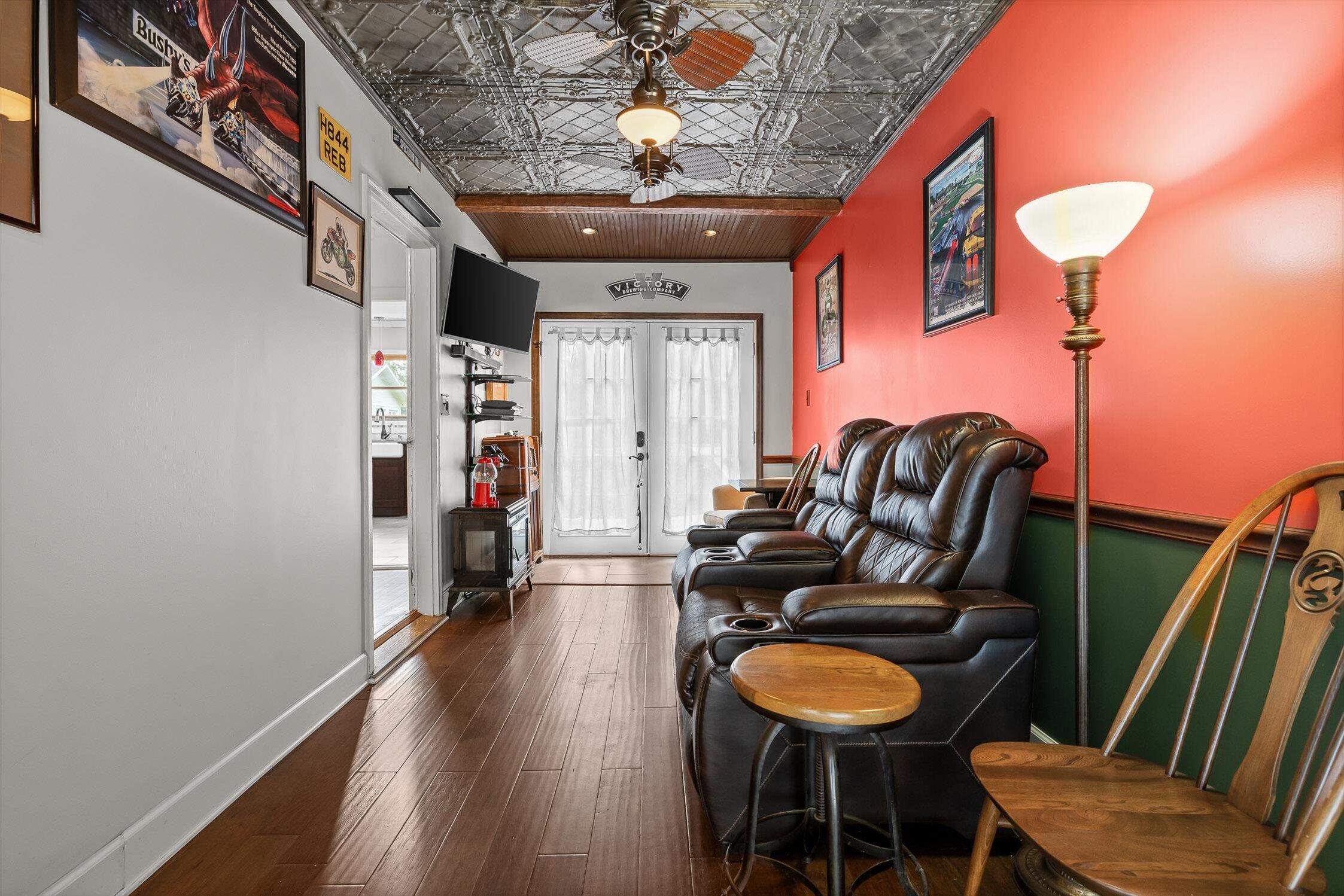 Chattanooga, Tennessee 37411, United States, 4 Bedrooms Bedrooms, ,2 BathroomsBathrooms,Residential,Pending,217696