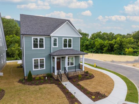 Photo of 1323 Thomas Avenue, Chattanooga, TN 37409 (MLS # 1534800)
