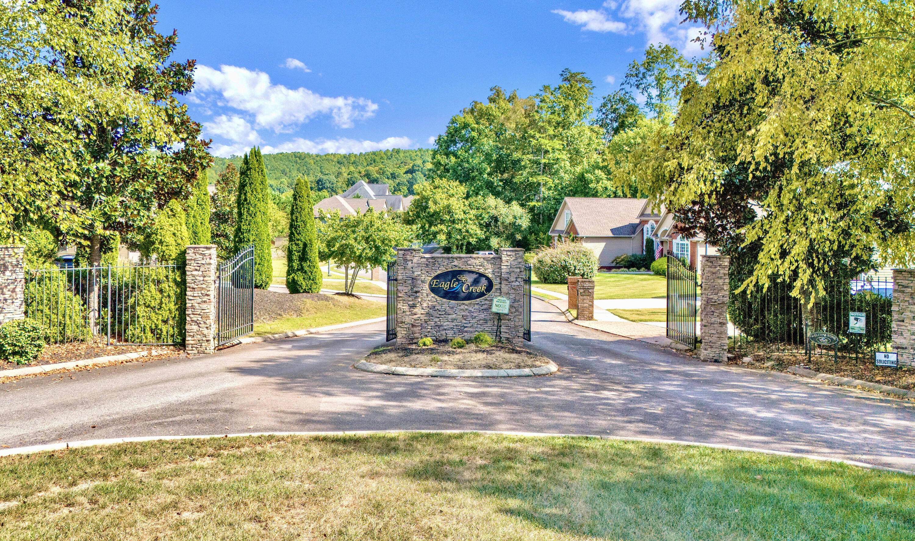 239 Eagle Creek Road NW