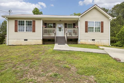 Photo of 4371 Bass Mchan Drive NE, Dalton, GA 30721 (MLS # 1533936)