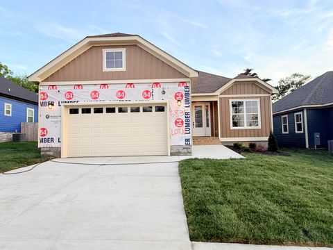 Photo of 6835 Carnell Way, Chattanooga, TN 37421 (MLS # 1532025)