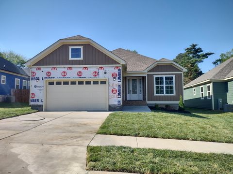Photo of 6835 Carnell Way, Chattanooga, TN 37421 (MLS # 1532025)