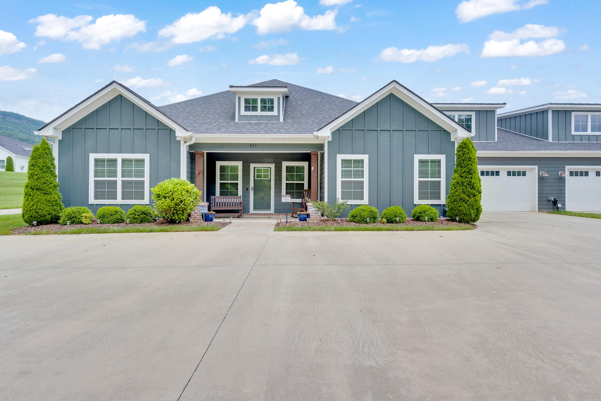 823 Wellstone Drive, Chattanooga, Tennessee image 1