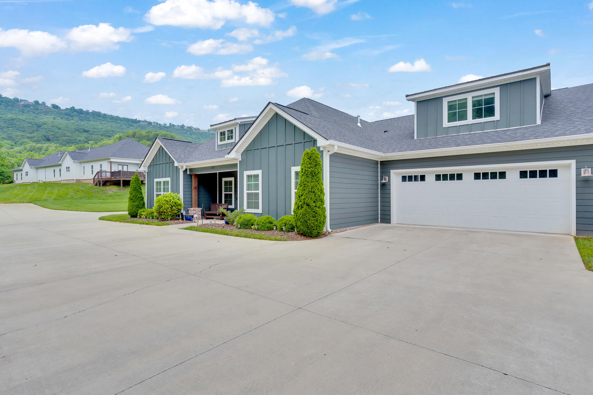 823 Wellstone Drive, Chattanooga, Tennessee image 3
