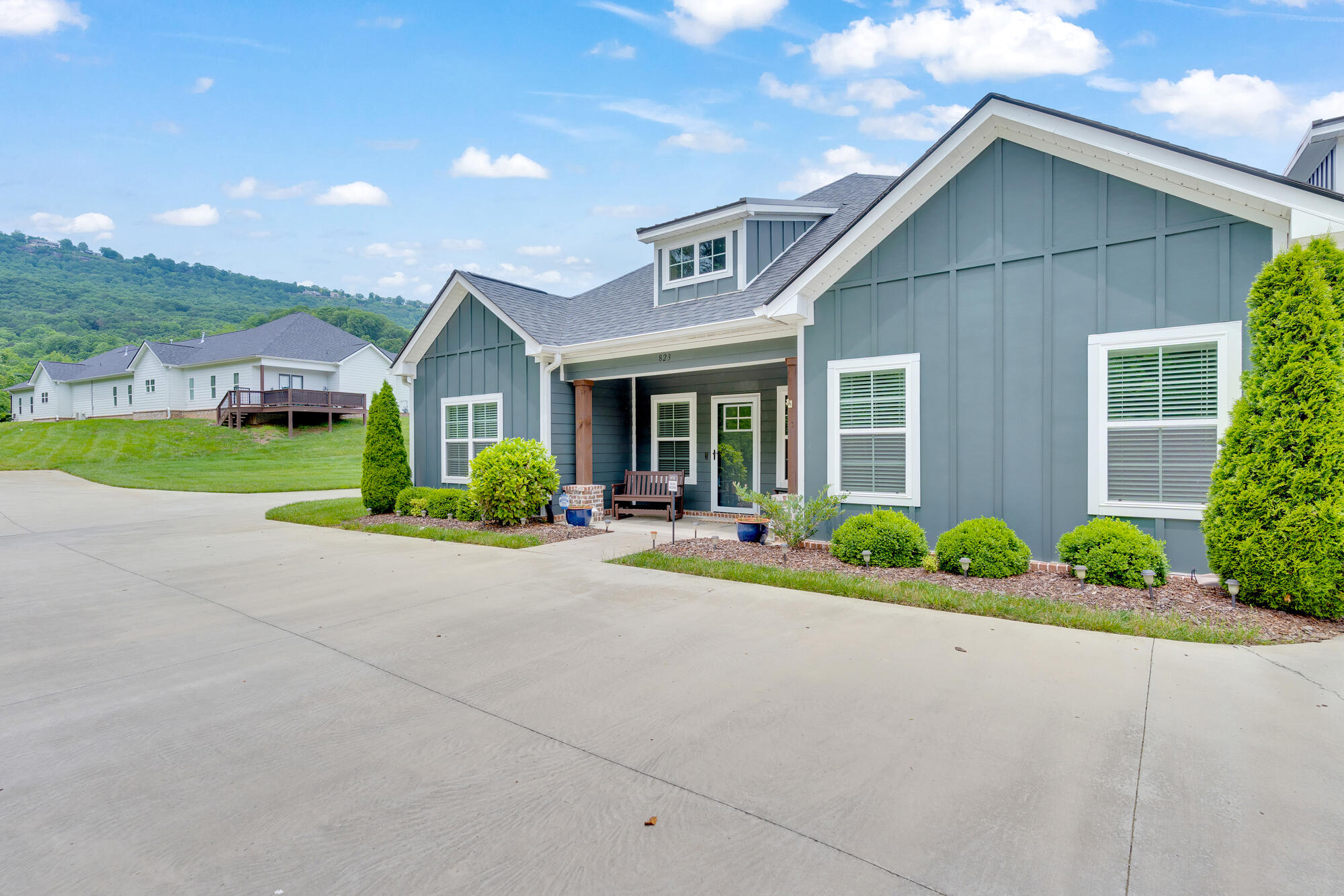 823 Wellstone Drive, Chattanooga, Tennessee image 4