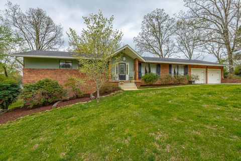 Photo of 4812 Montcrest Circle, Chattanooga, TN 37416 (MLS # 1531485)