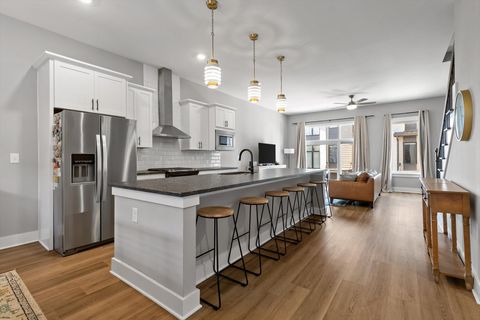 Tiny photo for 725 Burnside Place, Chattanooga, TN 37408 (MLS # 1527044)