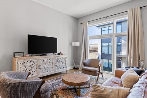 Tiny photo for 725 Burnside Place, Chattanooga, TN 37408 (MLS # 1527044)