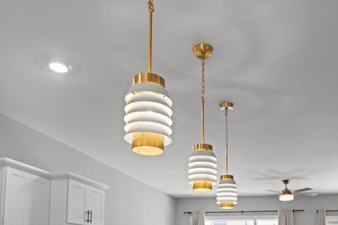 Tiny photo for 725 Burnside Place, Chattanooga, TN 37408 (MLS # 1527044)