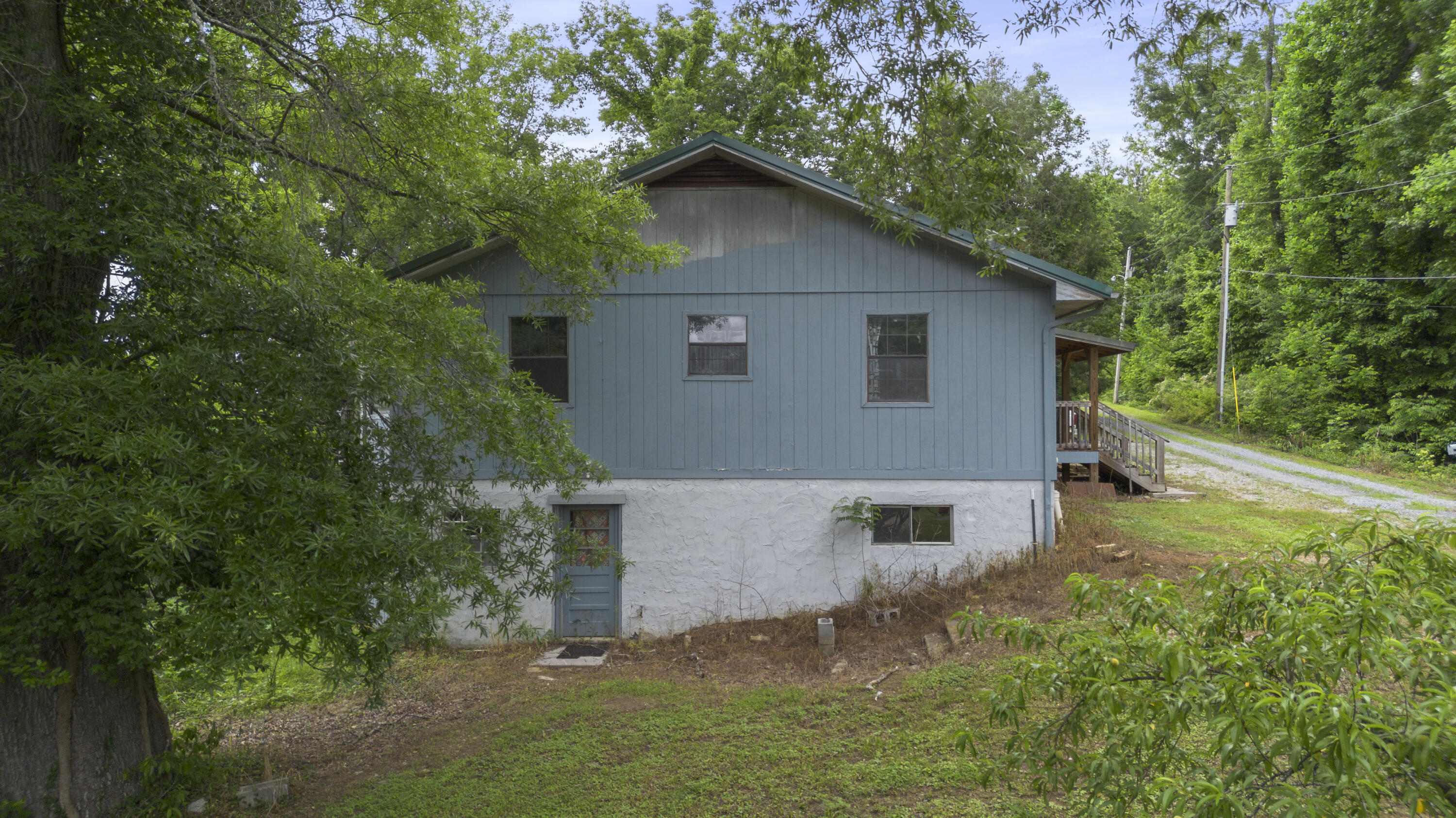 181 Hullander Lane, Decatur, Tennessee image 4