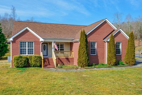 Photo of 331 Harvest Court, Soddy Daisy, TN 37379 (MLS # 1528447)
