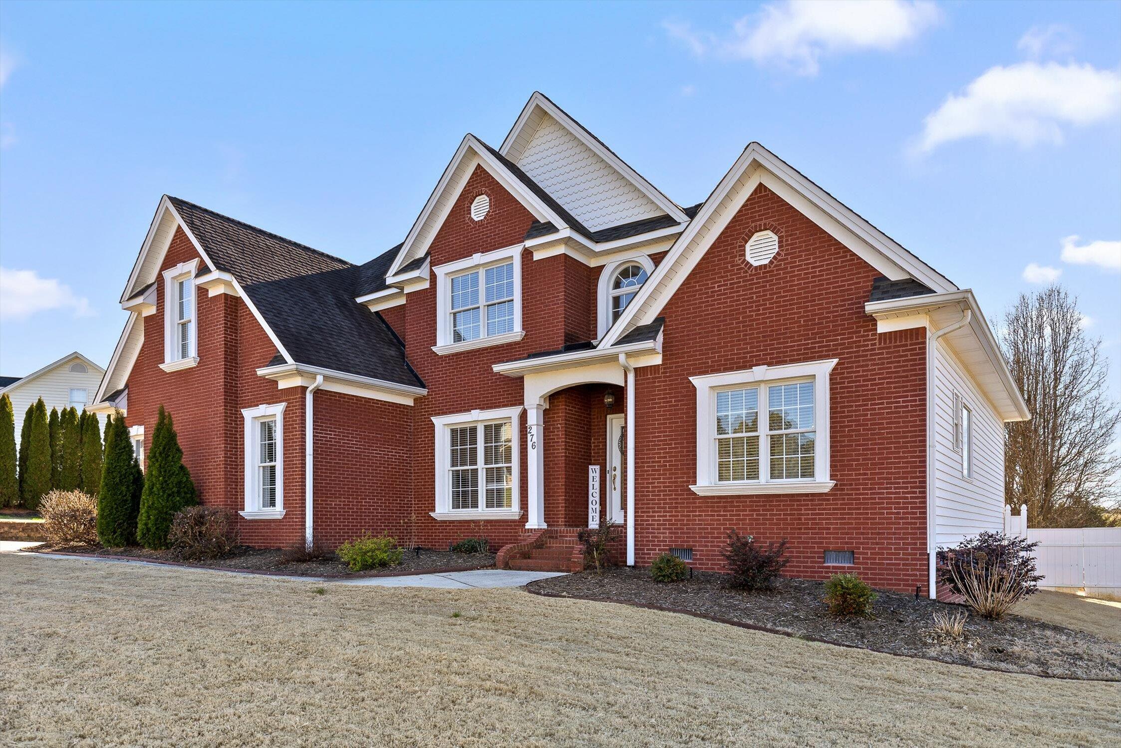 276 Covenant Drive NE