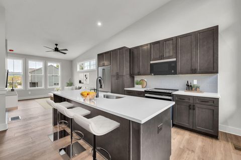 Photo of 574 Pacesetter Place, Chattanooga, TN 37405 (MLS # 1520337)