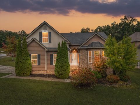 Photo of 8614 Maple Valley Drive, Chattanooga, TN 37421 (MLS # 1525377)