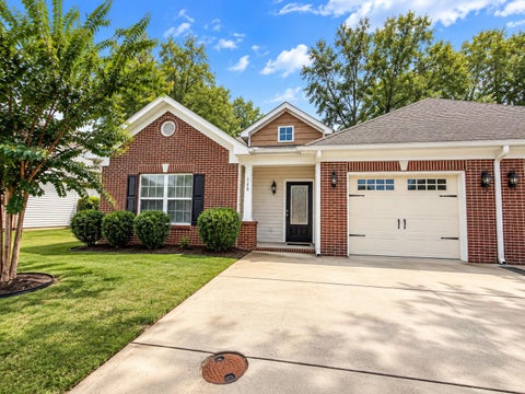 Townhouse For Sale - 148 Emmyllie Court<br/> Cleveland, TN 37312