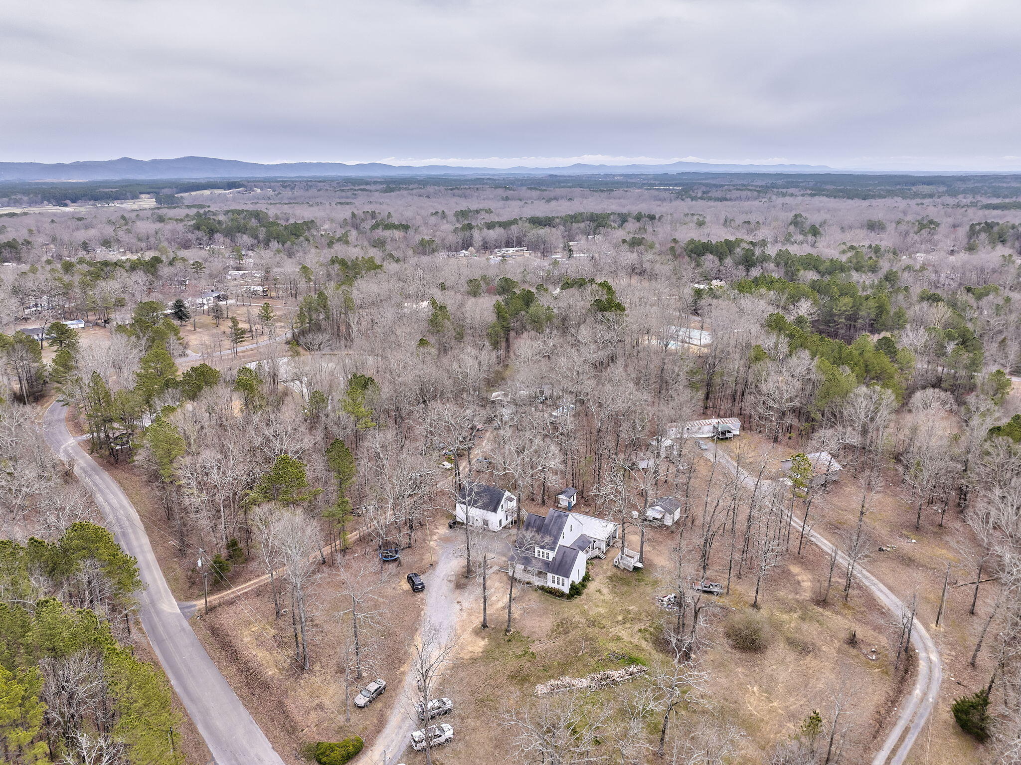 150 Cherokee Drive, Chatsworth, Georgia image 6