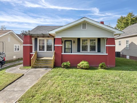Photo of 1712 Bennett Avenue, Chattanooga, TN 37404 (MLS # 1522290)