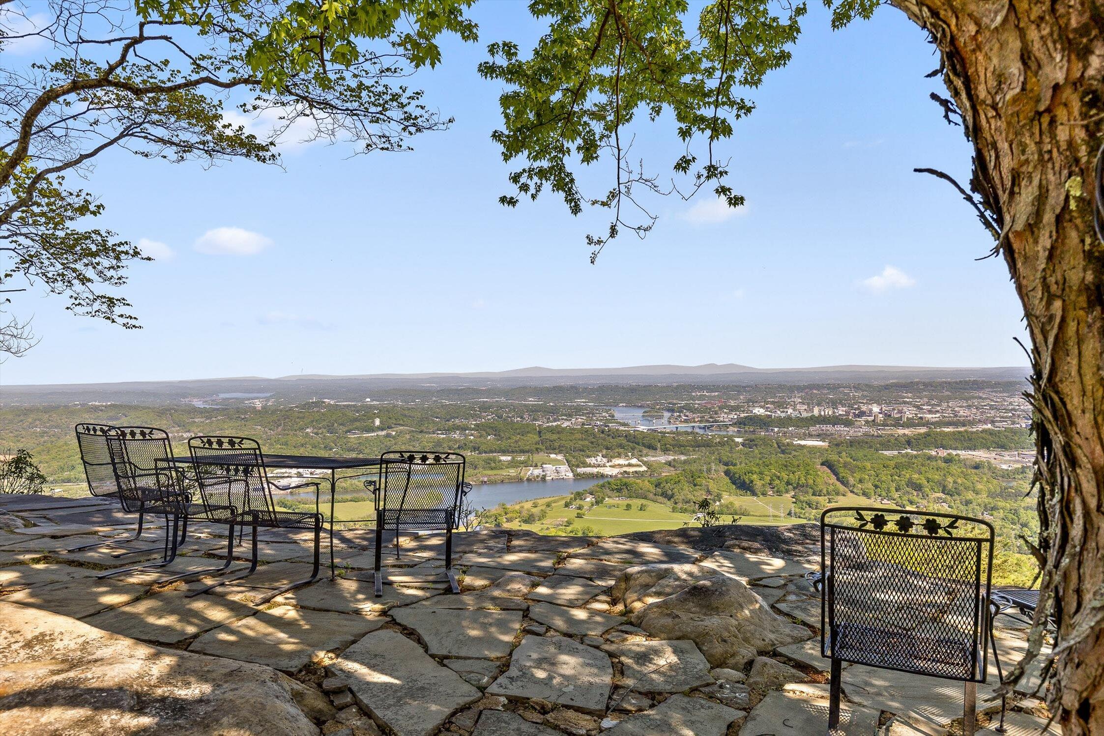 1116 Cumberland Road, Chattanooga, Tennessee image 4