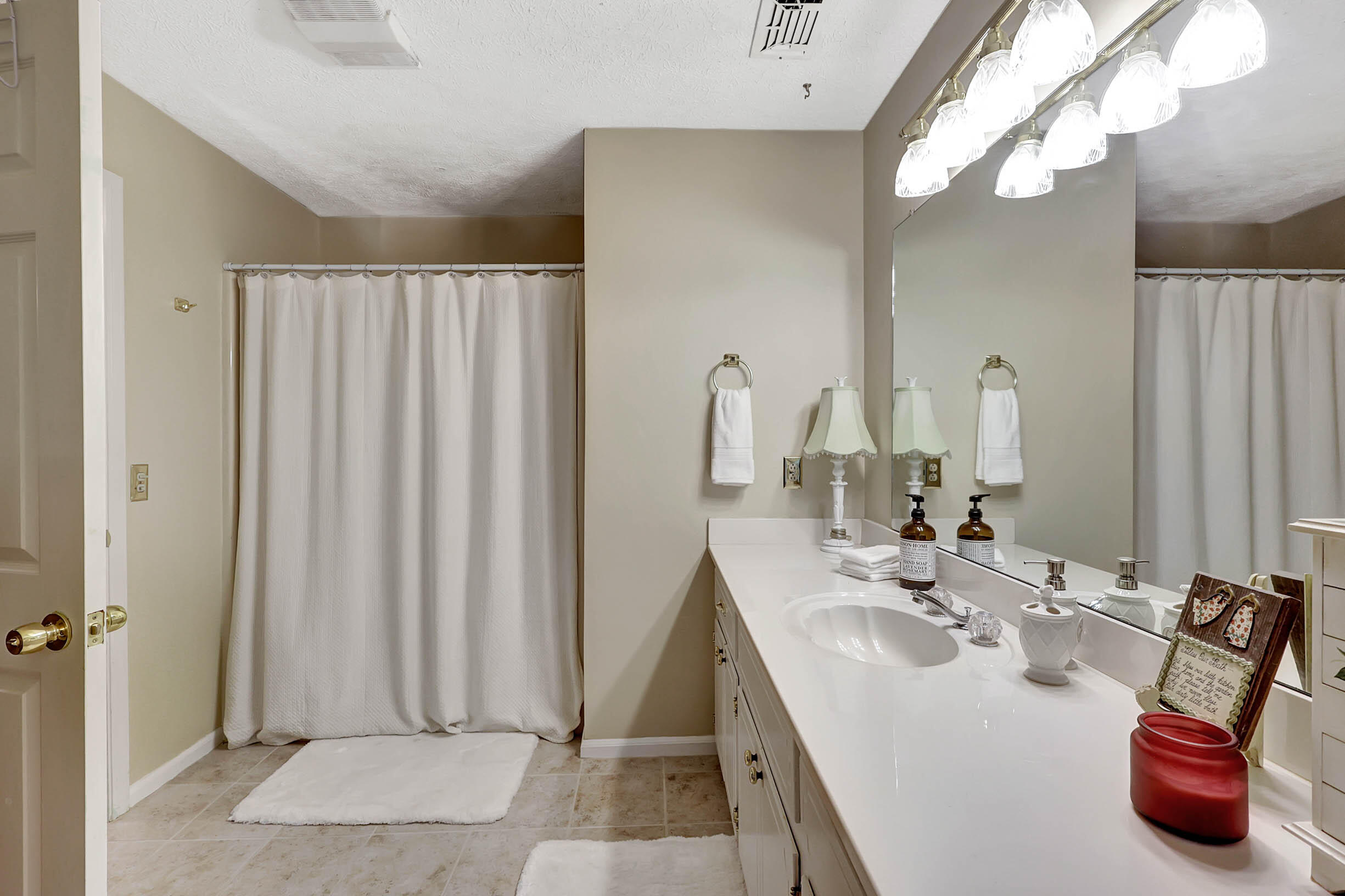 400 Three Oaks Drive, Calhoun, Georgia image 27