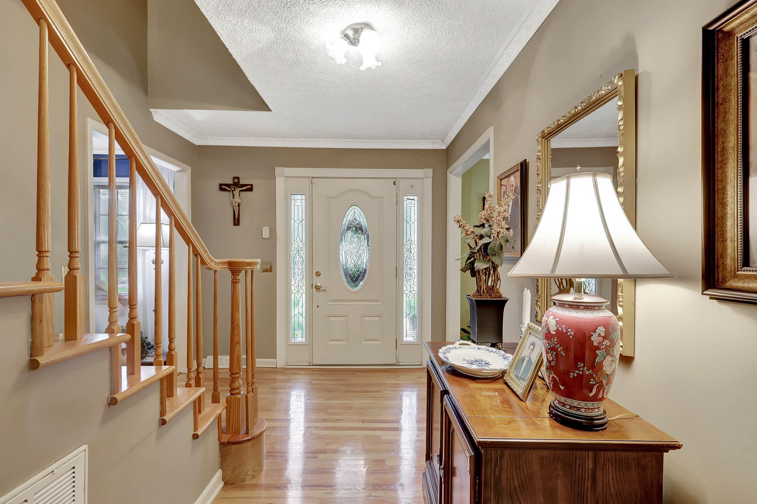 400 Three Oaks Drive, Calhoun, Georgia image 9