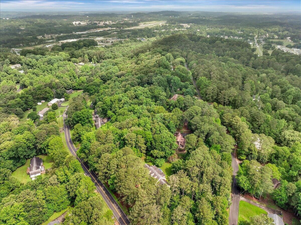 400 Three Oaks Drive, Calhoun, Georgia image 38