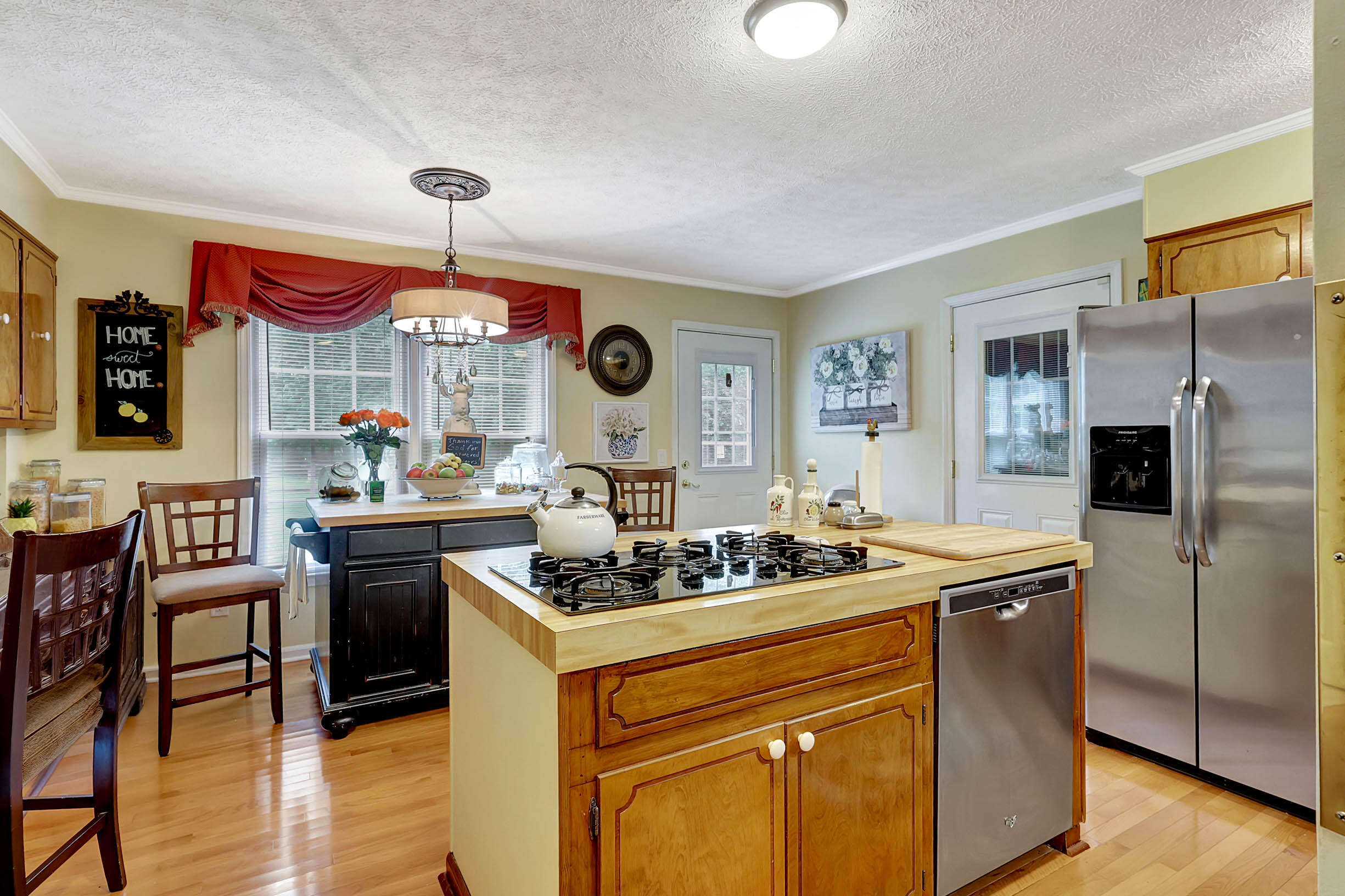 400 Three Oaks Drive, Calhoun, Georgia image 14