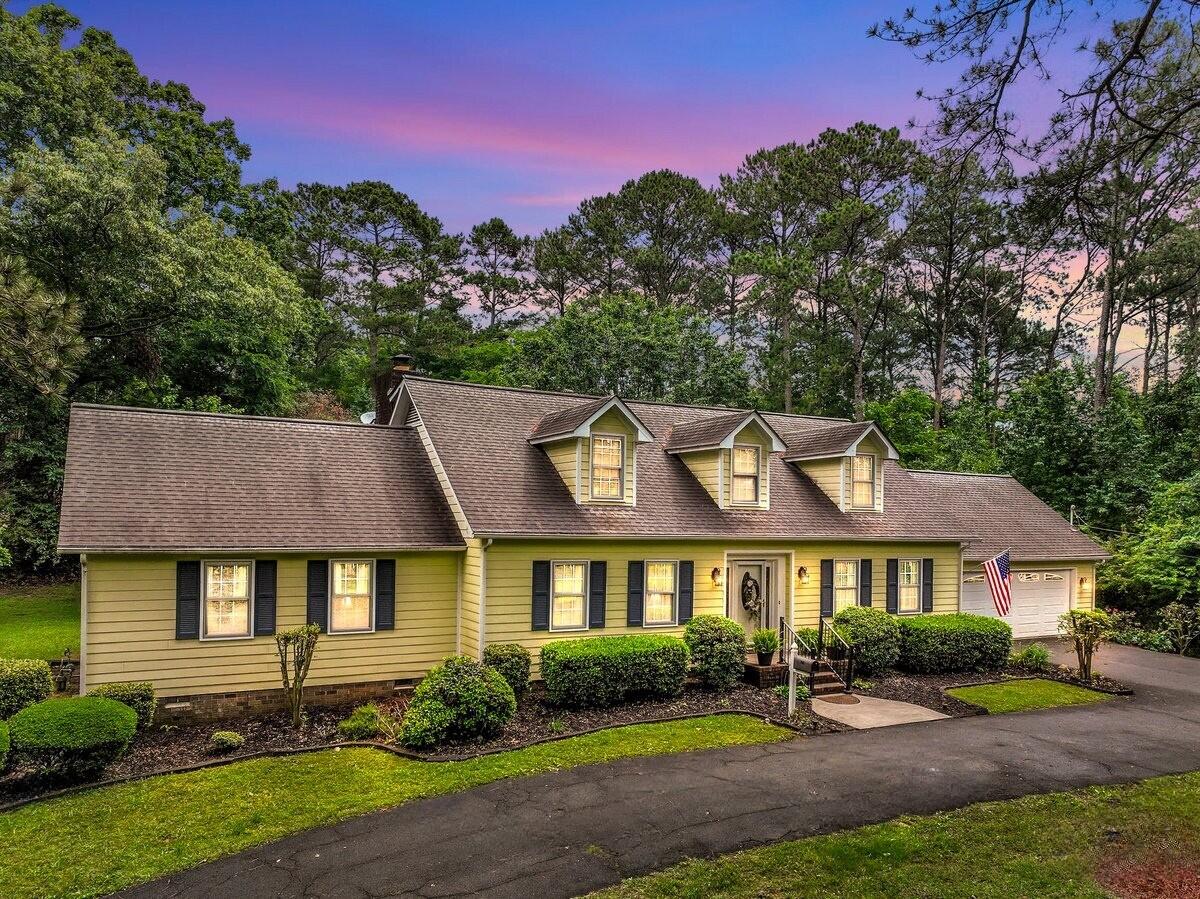 400 Three Oaks Drive, Calhoun, Georgia image 3