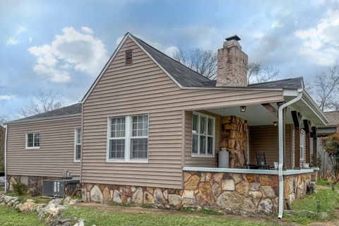 Tiny photo for 713 Hargraves Avenue, Chattanooga, TN 37411 (MLS # 1531154)