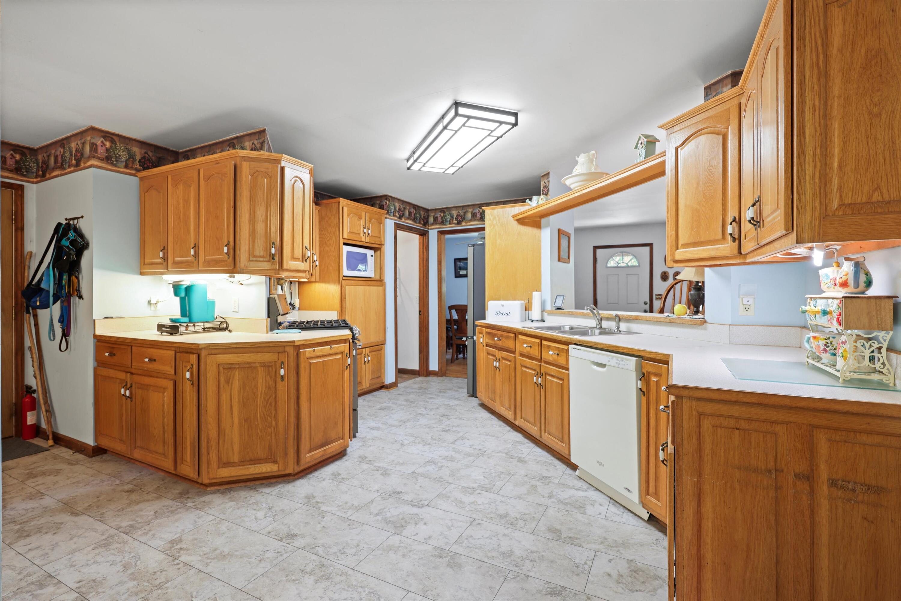 798 Deerfield Lane, Sugar Valley, Georgia image 11