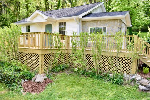 Photo of 4110 Mccahill Road, Chattanooga, TN 37415 (MLS # 1532258)