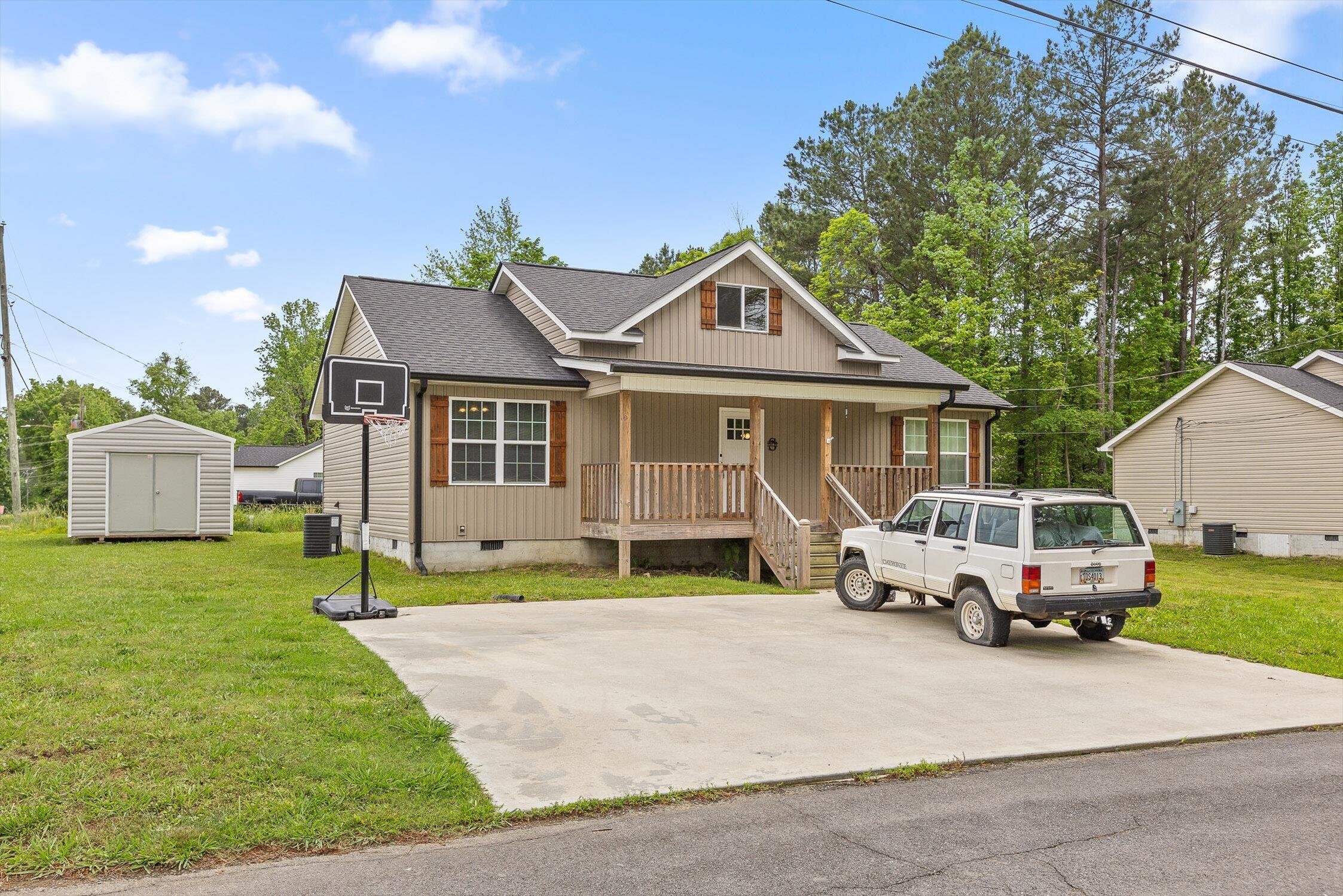 99 Bernard Street, Chatsworth, Georgia image 2
