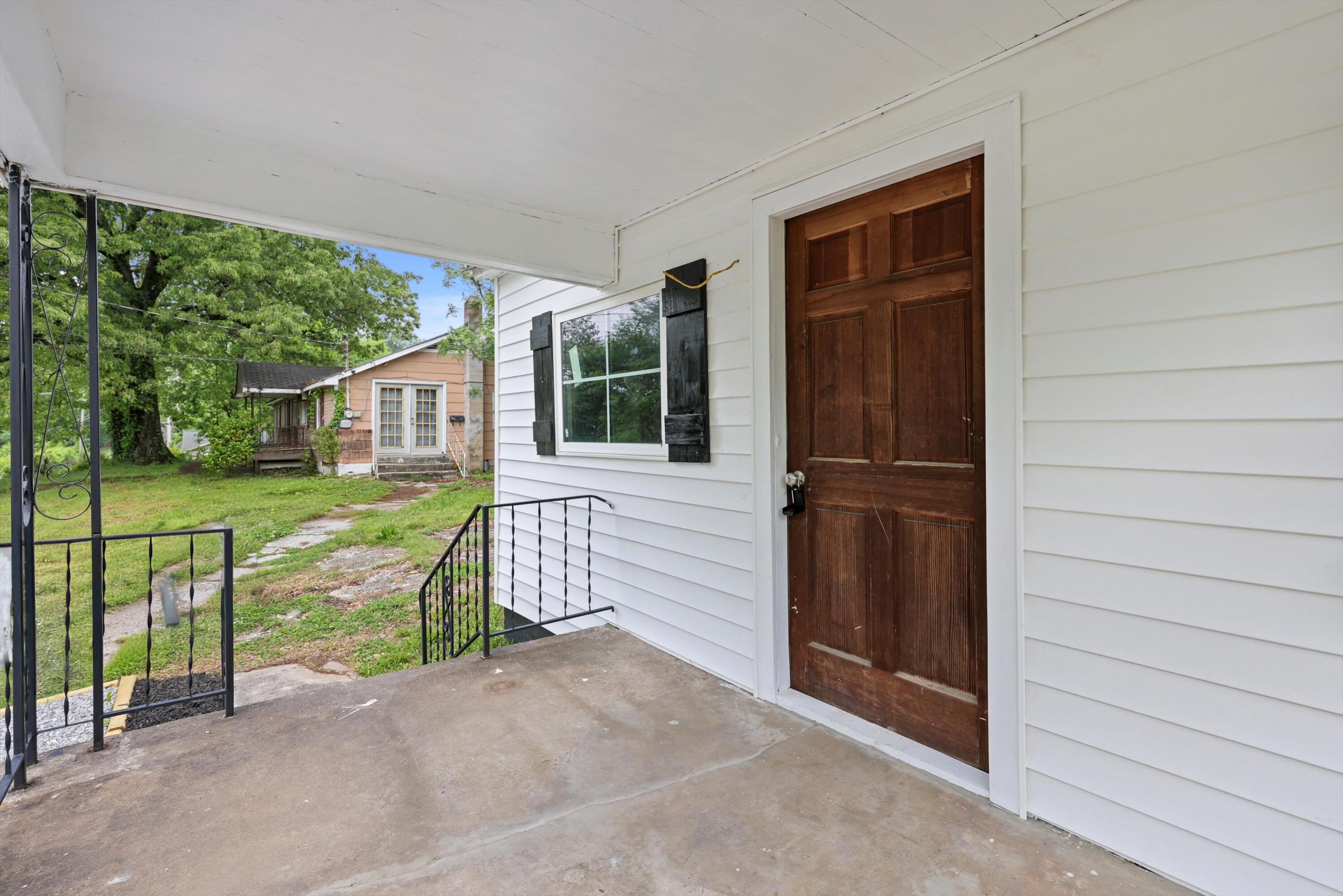 887 Kinsey Street, Rossville, Georgia image 2