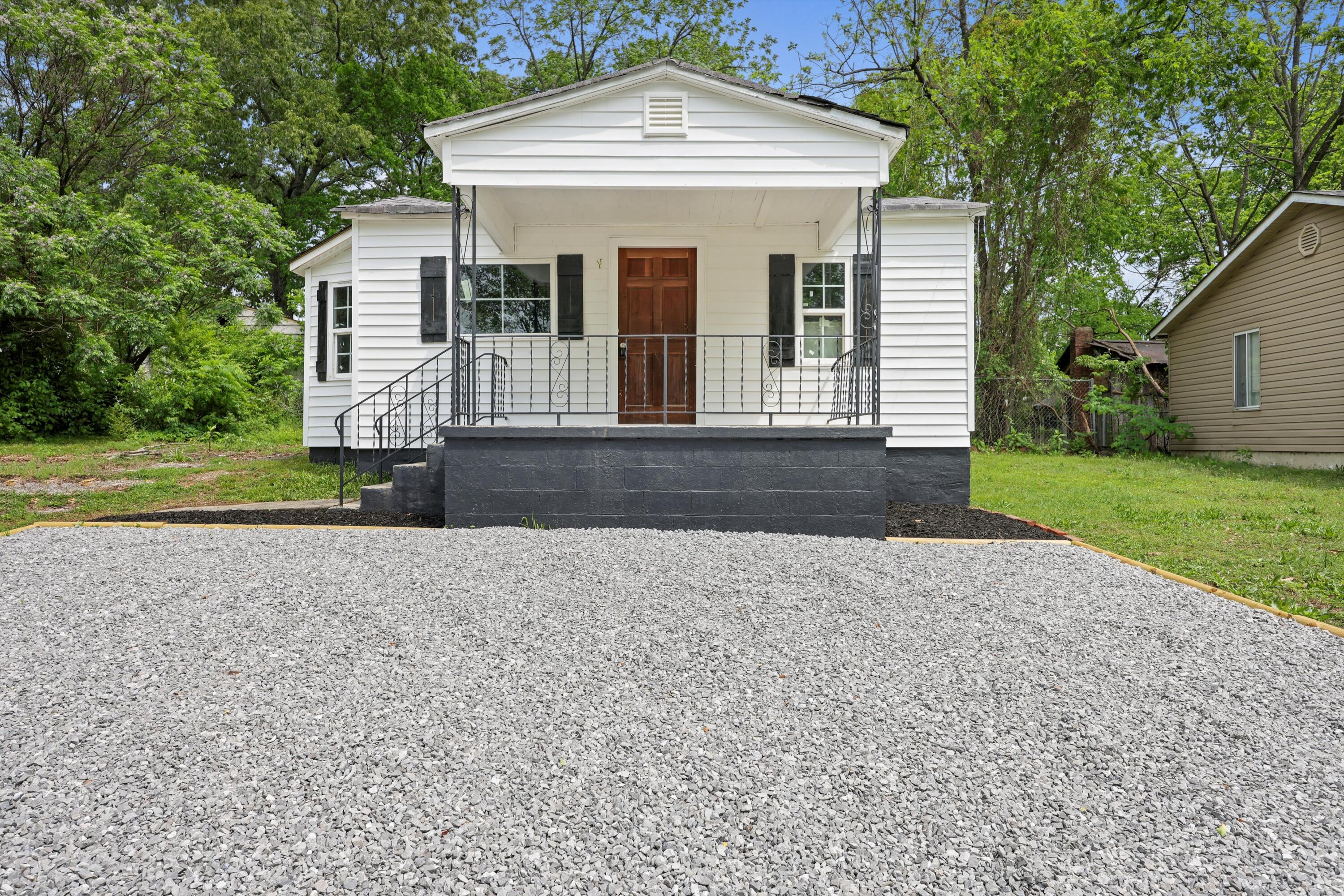 887 Kinsey Street, Rossville, Georgia image 1