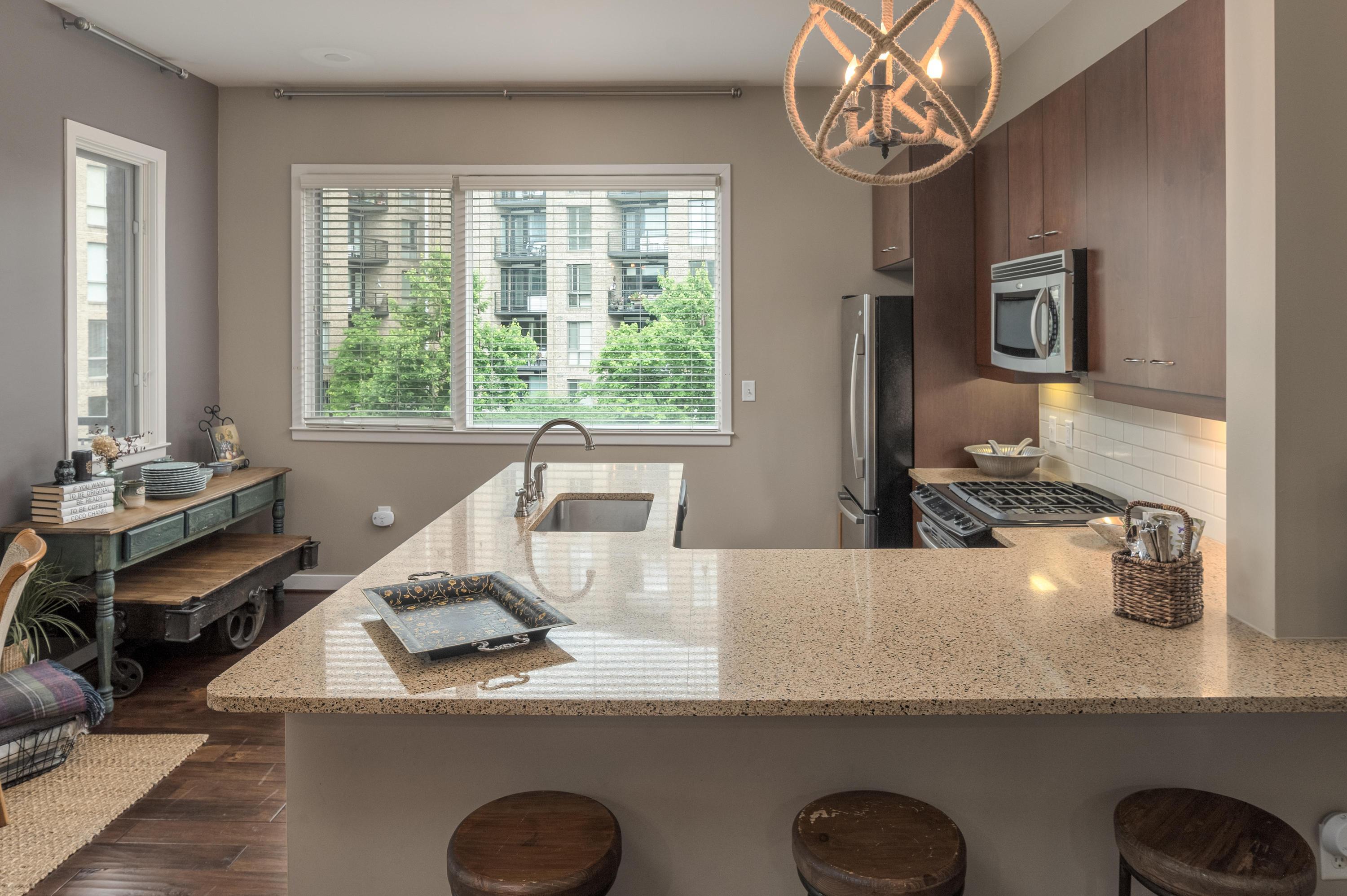 200 Manufacturers Road #APT 339, Chattanooga, Tennessee image 17