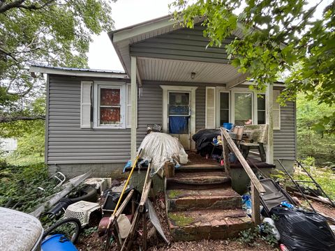 Photo of 614 W Garden Farm Road, Rossville, GA 30741 (MLS # 1528924)