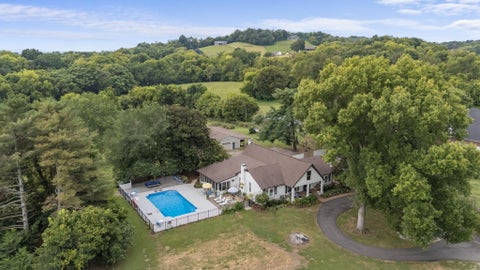 Photo of 3689 Trousdale Lane, Columbia, TN 38401 (MLS # 1543589)