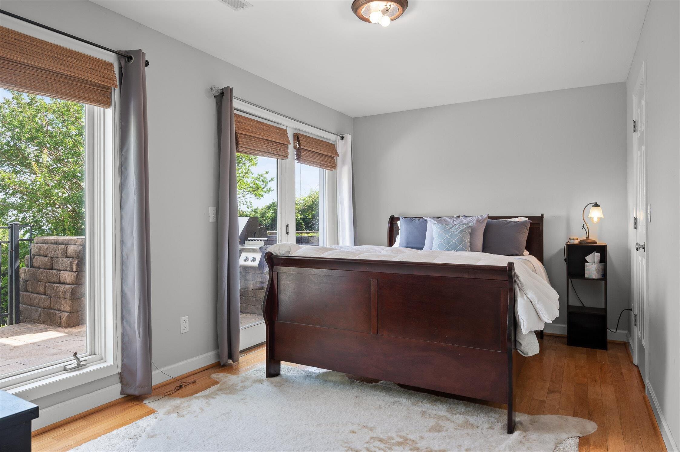 Signal Mountain, Tennessee 37377, United States, 6 Bedrooms Bedrooms, ,5 BathroomsBathrooms,Residential,Active,165755