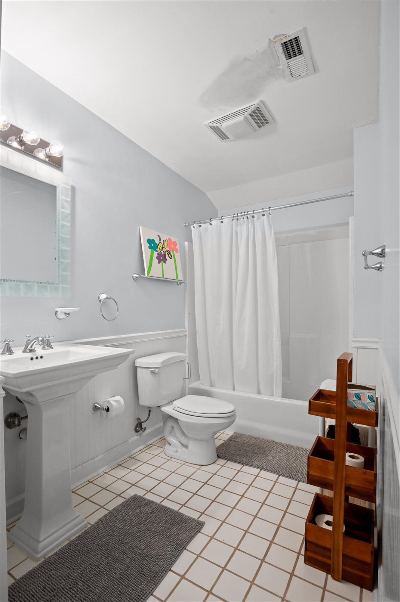 Signal Mountain, Tennessee 37377, United States, 6 Bedrooms Bedrooms, ,5 BathroomsBathrooms,Residential,Active,165755