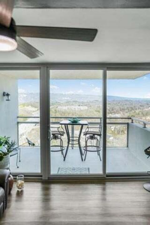 Tiny photo for 1131 Stringers Ridge Road, Chattanooga, TN 37405 (MLS # 1526076)